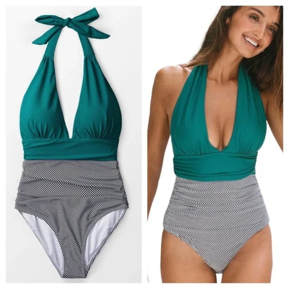CUPSHE Sz 3X  Women's Blue Striped V Neck Shirring Plus Size One Piece Swimsuit